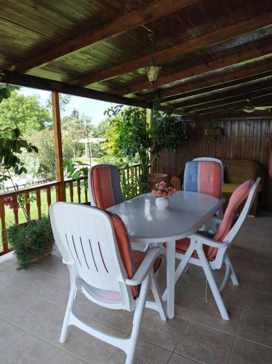 Ivonnis Garden Villa Mesimvria  Buitenkant foto